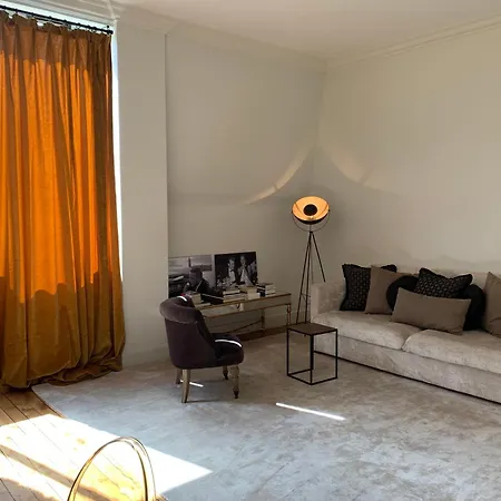 Apartament Superbe Tour Eiffel Paryż